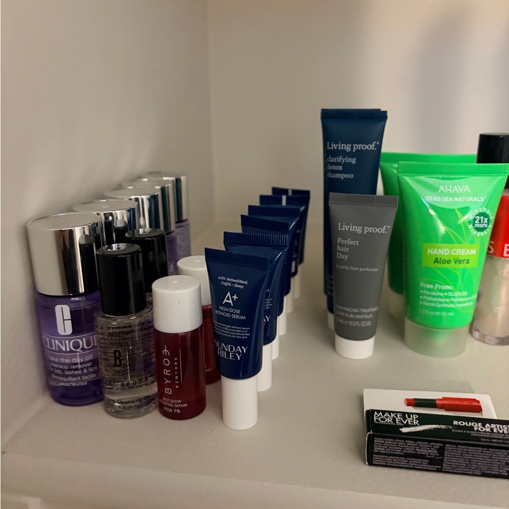 Travel Skincare & Haircare Lot **Never been used**